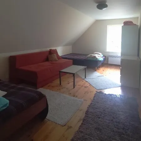 Uuejaerve House At Korvemaa Forest