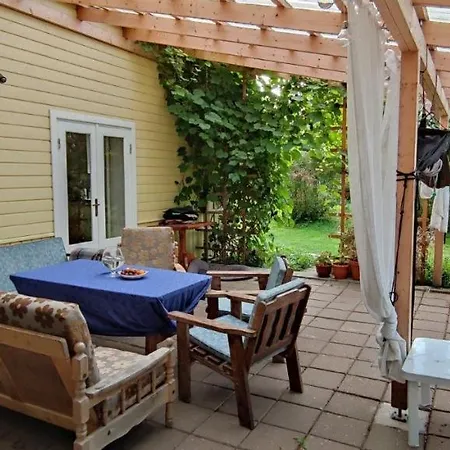 Uuejaerve House At Korvemaa Forest *